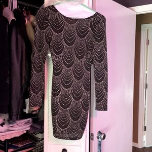 Size 12 blk & gold glitter